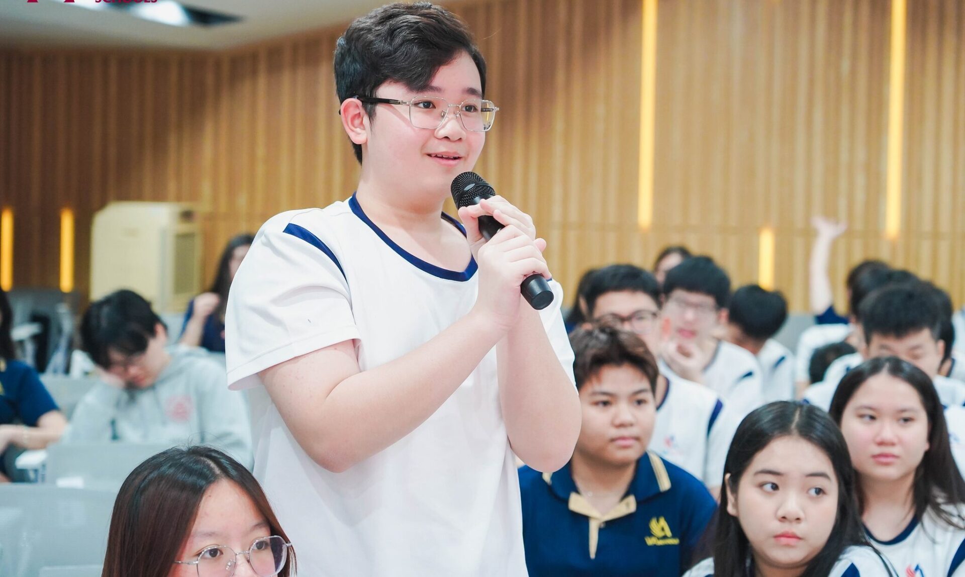 học sinh VA tham gia hoạt động hướng nghiệp